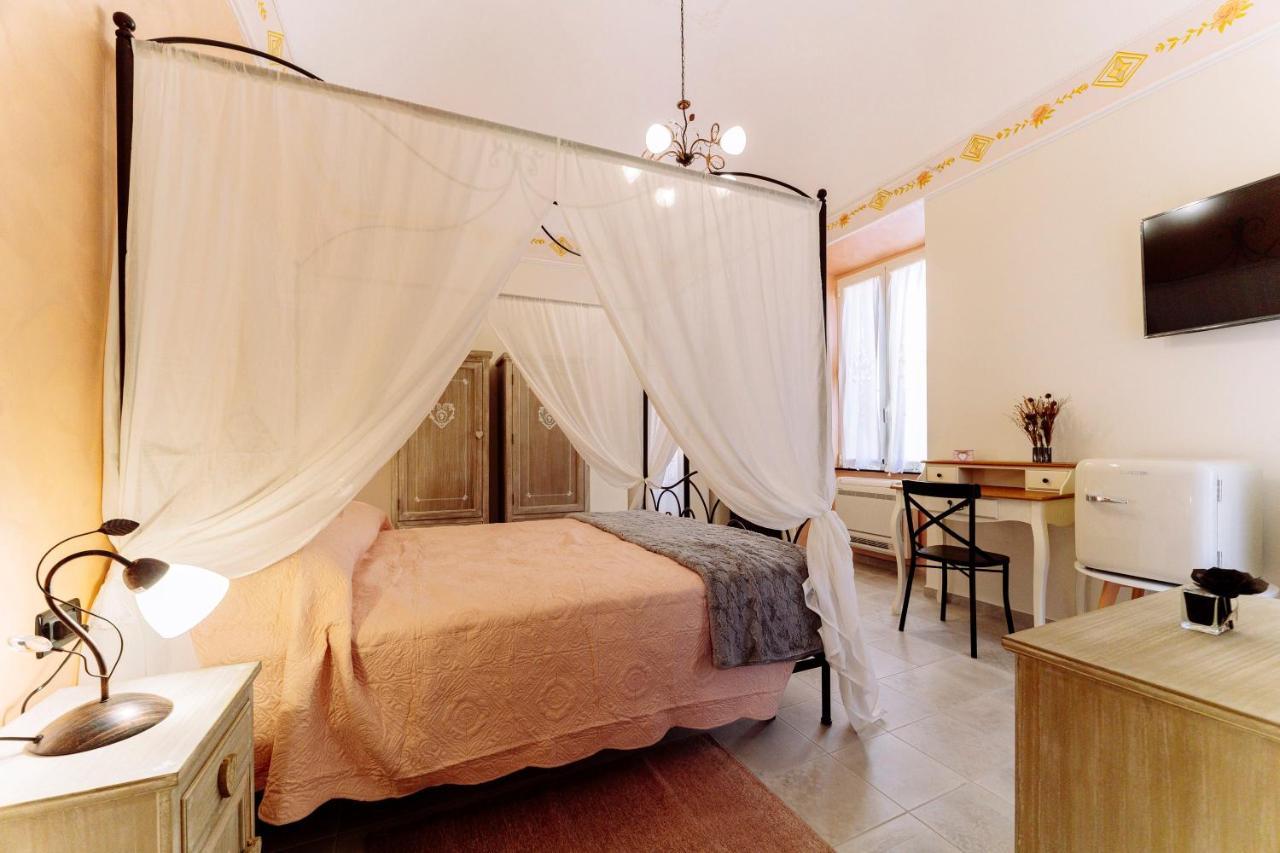 Come Nelle Favole The Classic B&B Toirano Exteriör bild