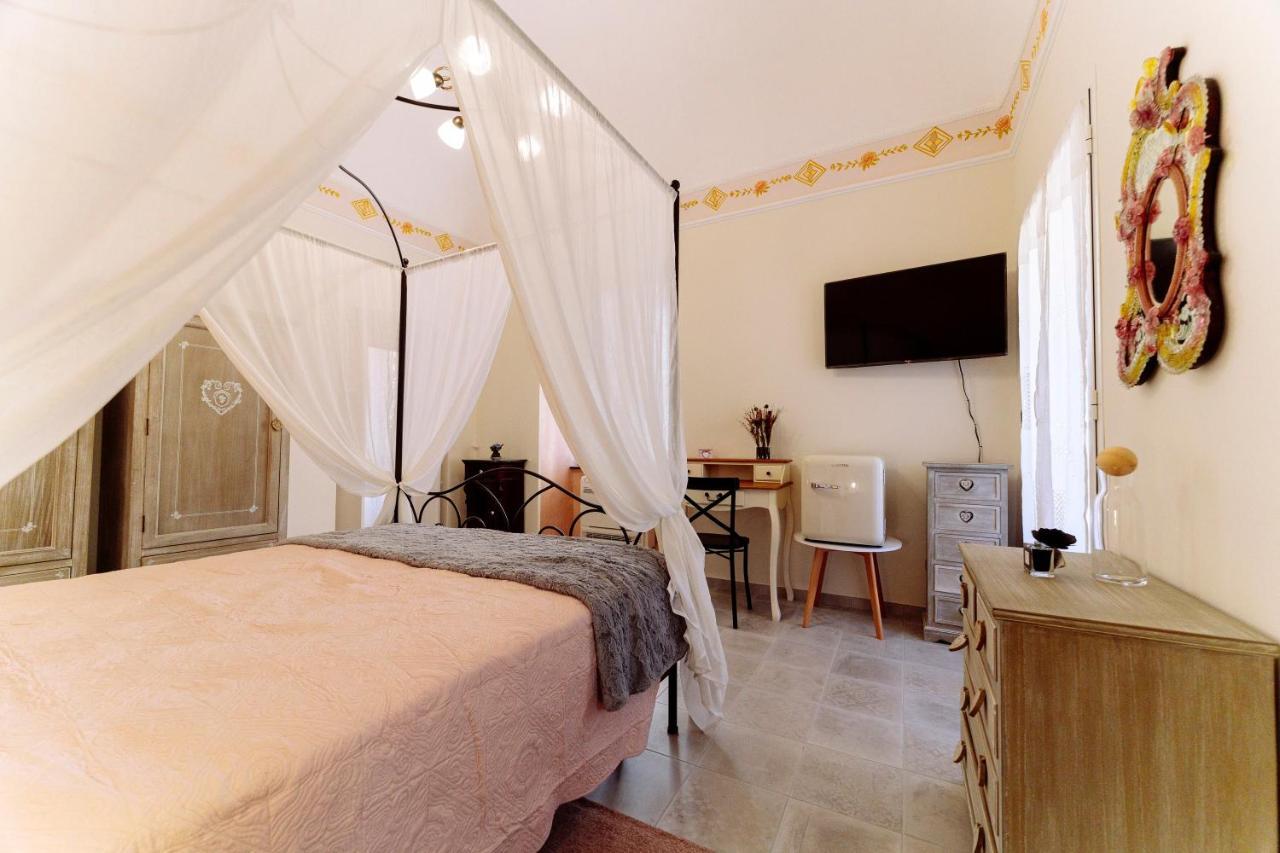 Come Nelle Favole The Classic B&B Toirano Exteriör bild